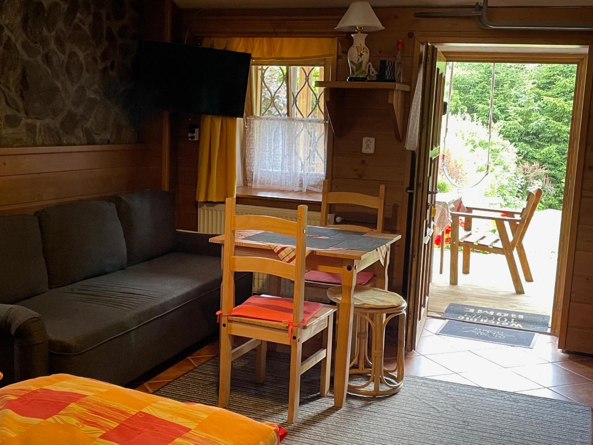 Apartmany Chalupinka เชเลซนารูดา ภายนอก รูปภาพ